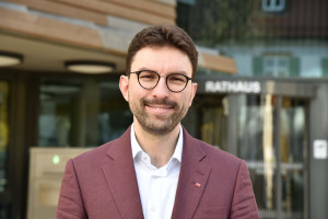 Bürgermeisterkandidat Gregor Freiherr von Uckermann; Justiziar; 3. Bürgermeister; 1. Vorsitzender VHS Gröbenzell