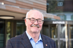 Platz 21 Hans Höcherl